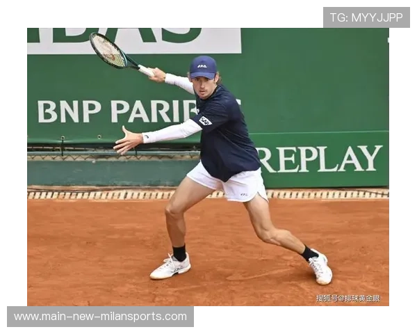 阿卡扣杀全场沸腾