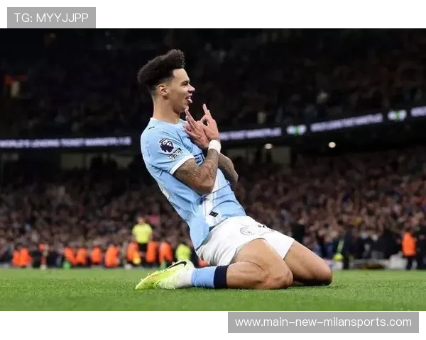 瓜帅爆改20岁新星!1米93踢边后卫如今有望冲击三狮主力 瓜帅爆改20岁新星!1米93踢边后卫如今有望冲击三狮主力