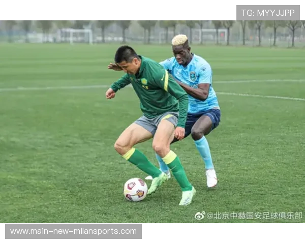 国安曹永竞外围远射破门,北京热身赛1比0小胜展现高效进攻 国安曹永竞外围远射破门,北京热身赛1比0小胜展现高效进攻